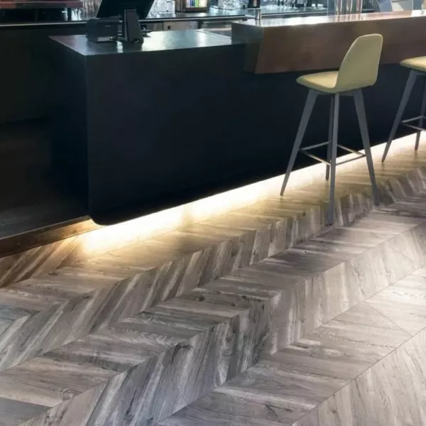 Ламинат Kaindl Natural Touch Wide Plank 8/32 К4439 RH Дуб Корнборг