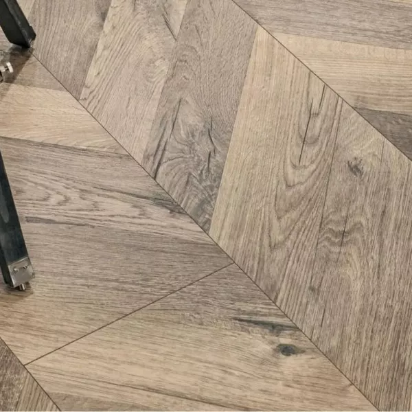 Ламинат Kaindl Natural Touch Wide Plank 8/32 К4379 RH Дуб Ашфорд