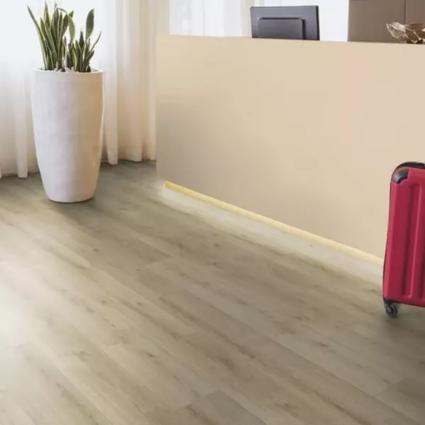 Ламинат Kaindl Natural Touch Standart Plank 8/32 К4420RI Дуб Классик
